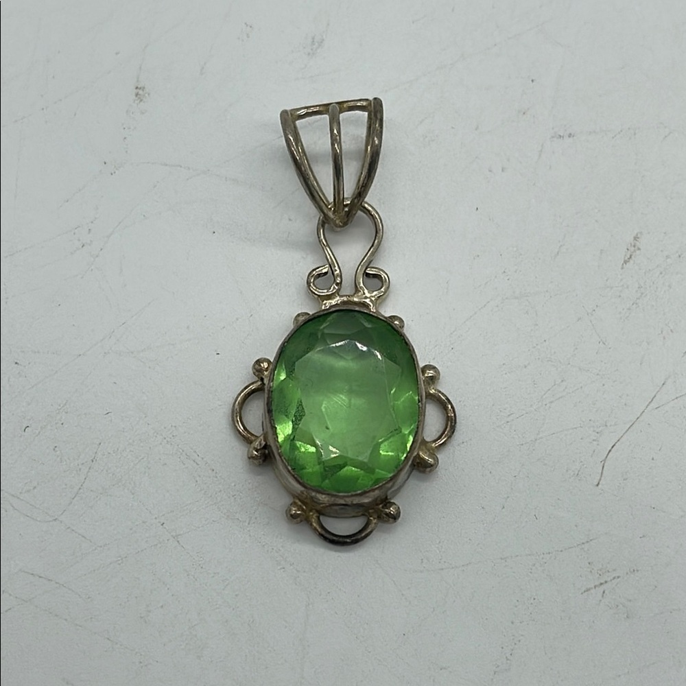 Elegant Peridot Gemstone Pendant